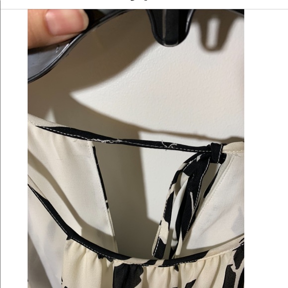 New Parker Palm Print Silk Black White Cordoba Halter Tank S ($198 Retail). - Picture 4 of 6